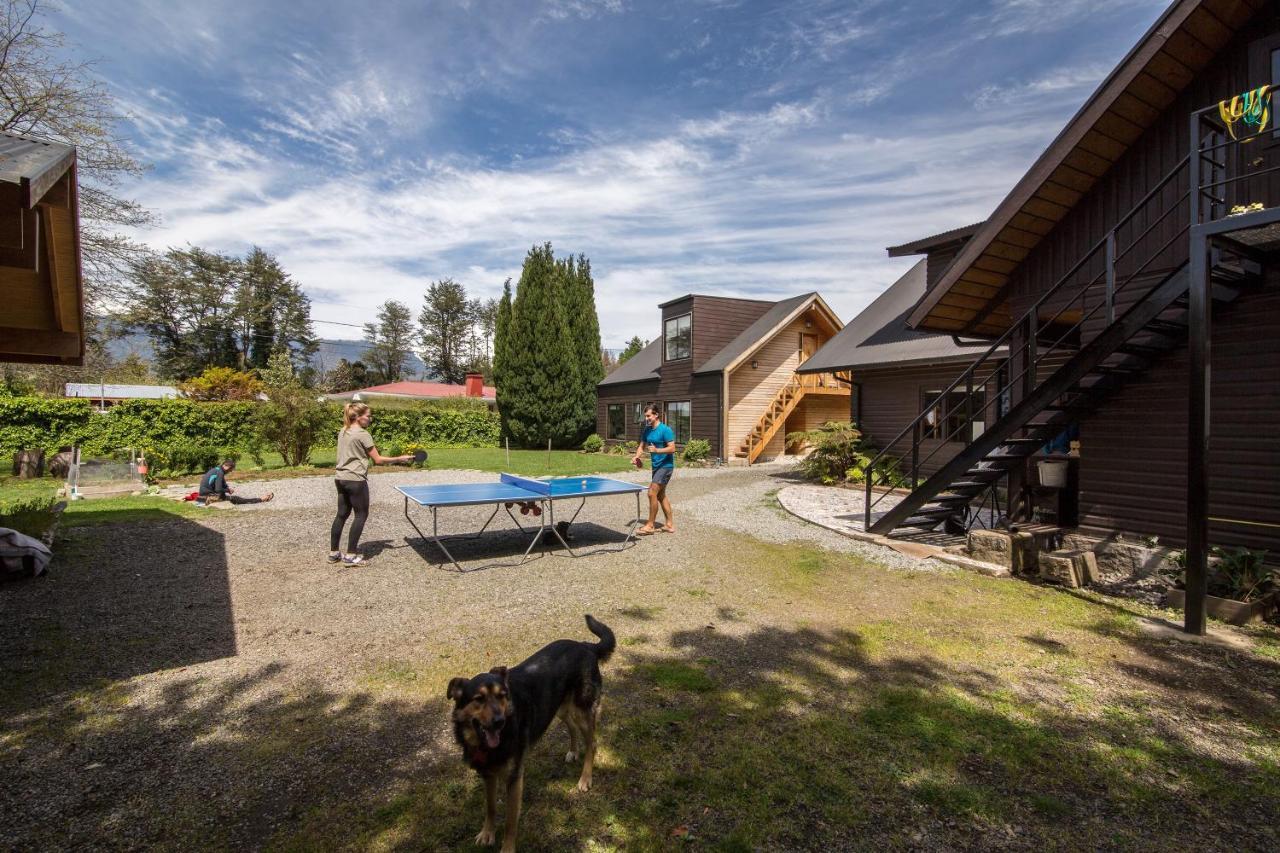 Lucky'S Hostel Pucon Exterior photo